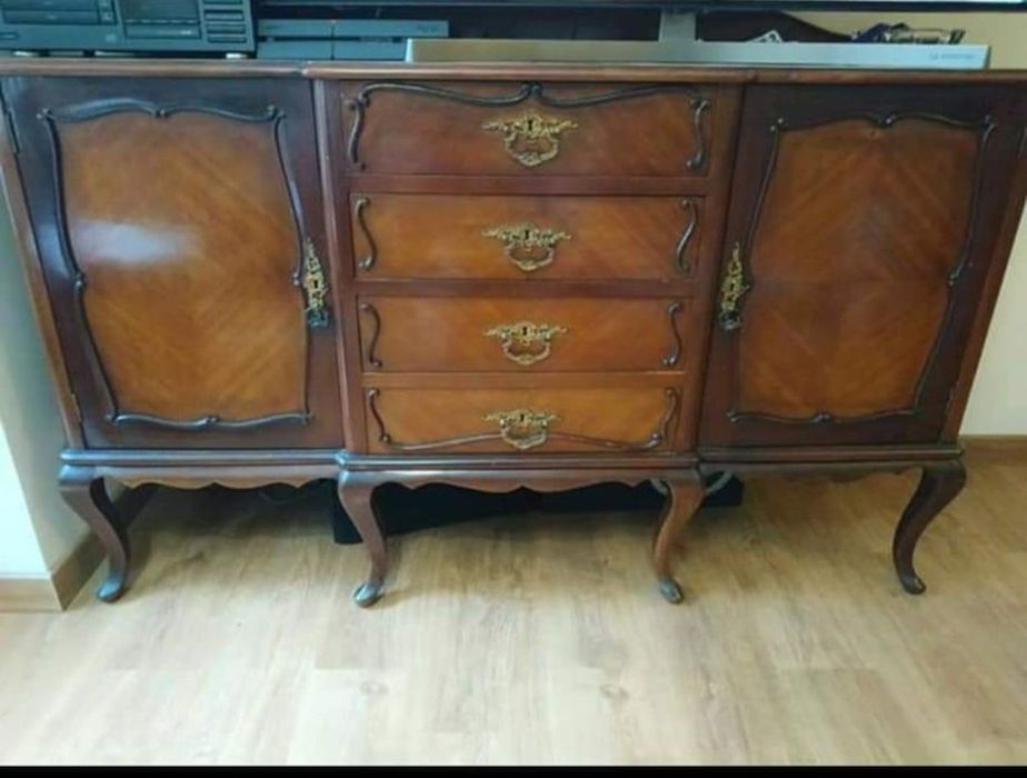 Aparador estilo Queen Negociável