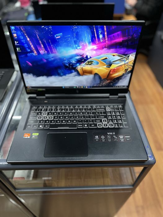 Игровой ноутбук Acer nitro 17 Razen 7 rtx4050.