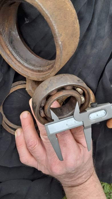 Корпуса з радянськими підшипниками