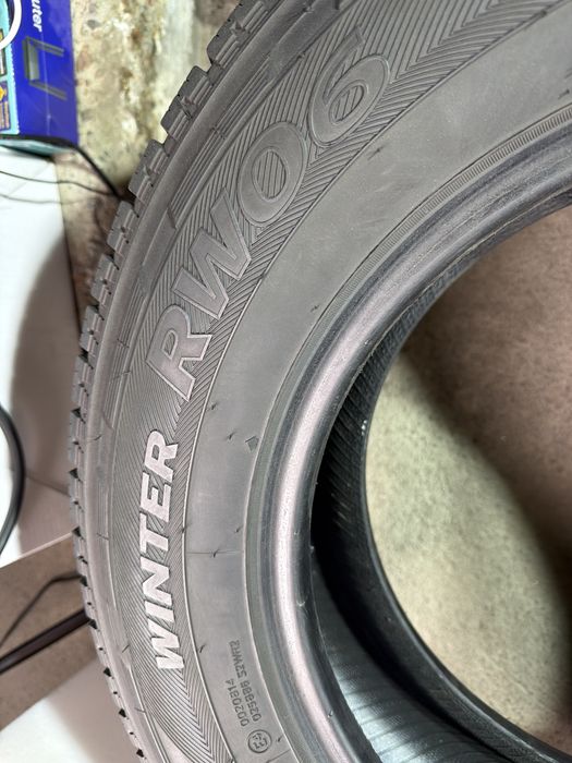 215/70 R16c Hankook 4шт