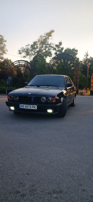 Продам бмв е34 м50б20