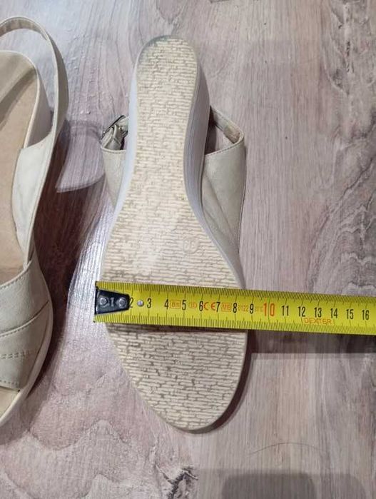 Buty sandały beżowe r. 39 25,5 cm