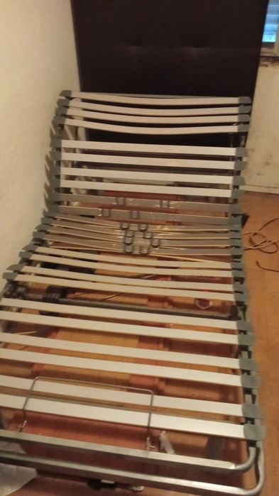 Cama solteiro elevatória