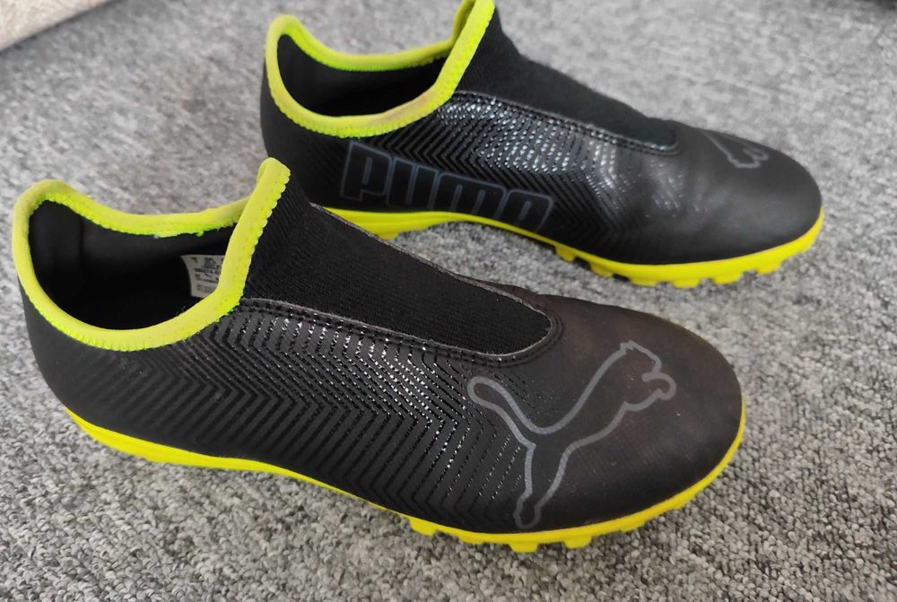 Turfy PUMA r 35,5, stan bardzo dobry!
