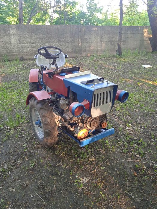 продам трактор, міні трактор