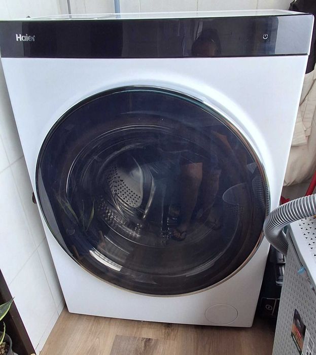 Máquina Lavar e Secar Roupa