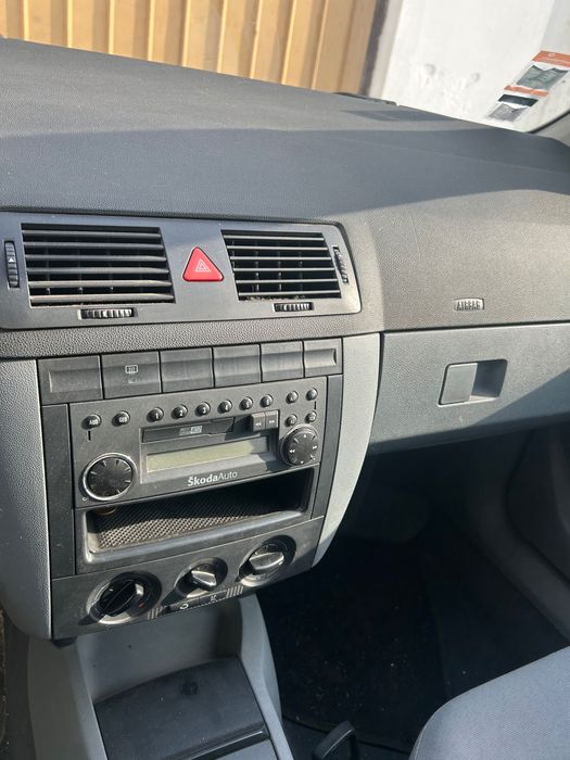 Carro Skoda Fábia