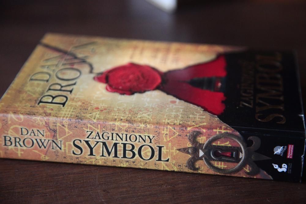 "Zaginiony symbol" Dan Brown
