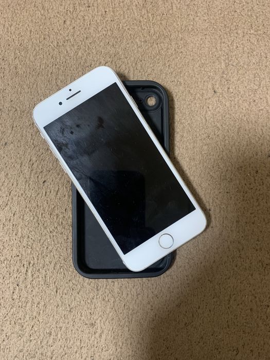 Iphone 8 на 64гб