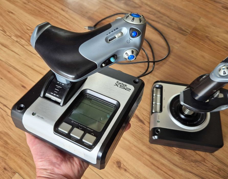 Kontroler Joystick Logitech Saitek X52 Flight Control System symulator lotu