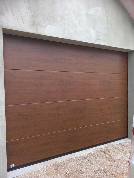 Brama garażowa,segmentowa