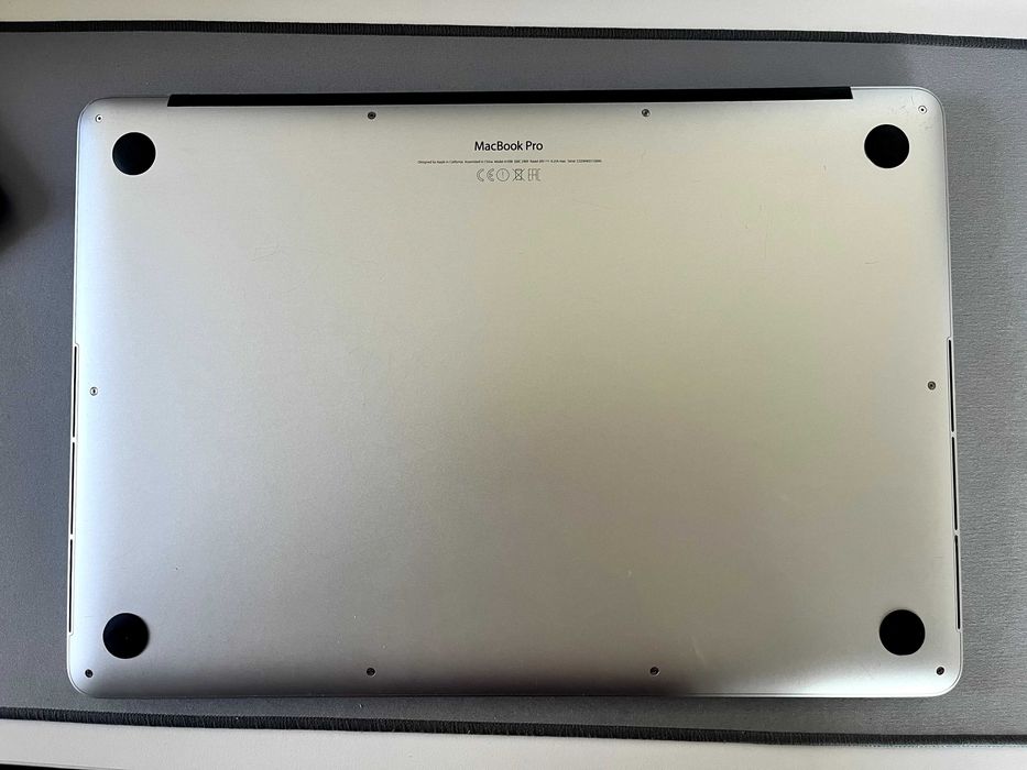 MacBook Pro 15" i7 2,2Ghz 16GB 500GB