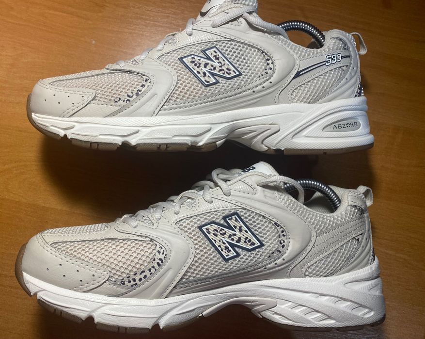 Кросівки жіночі new balance