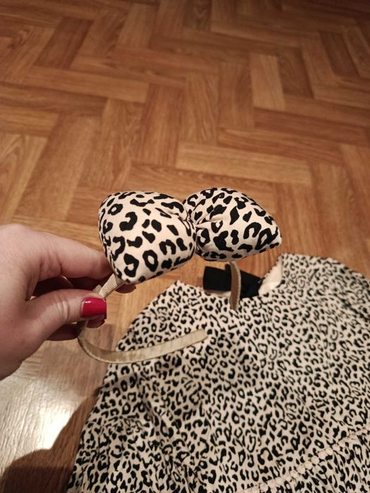 Продам сукню для дівчинки