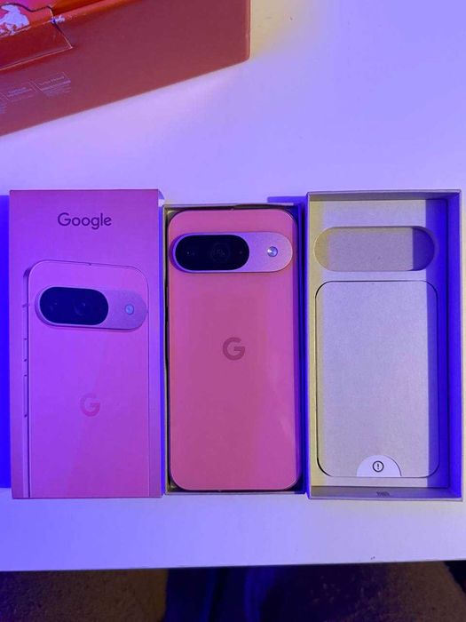 Smartphone GOOGLE Pixel 9 (6.3'' - 12 GB - 128 GB - Peony)