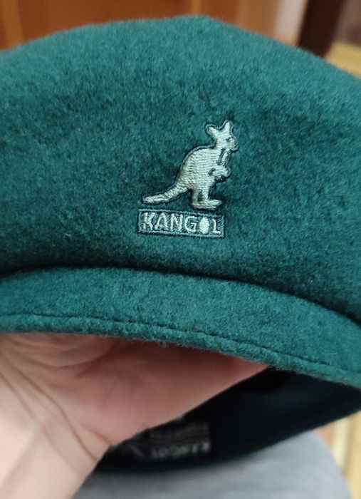 Жіночий бірет Kangol
