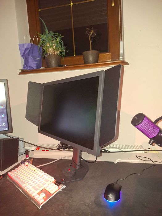Sprzedam Monitor E-sportowy BENQ XL2566X+ 24.1" 1920x1080px 400Hz