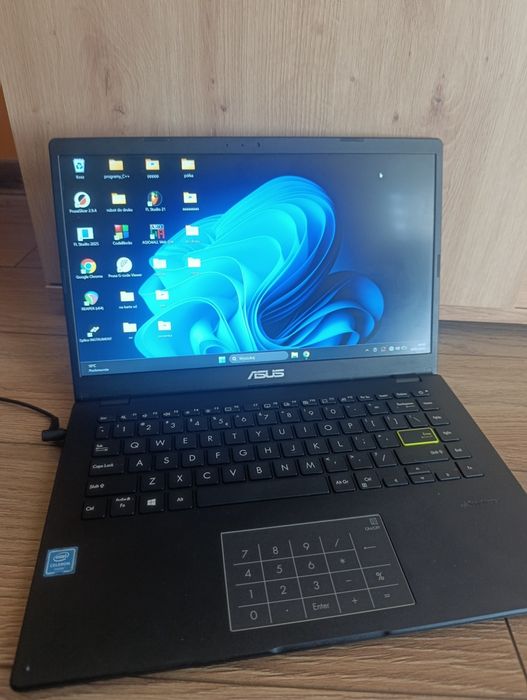 Laptop ASUS E410MA / L410M