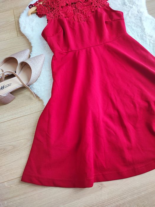Czerwona elegancka sukienka S36 święta sesja wesele