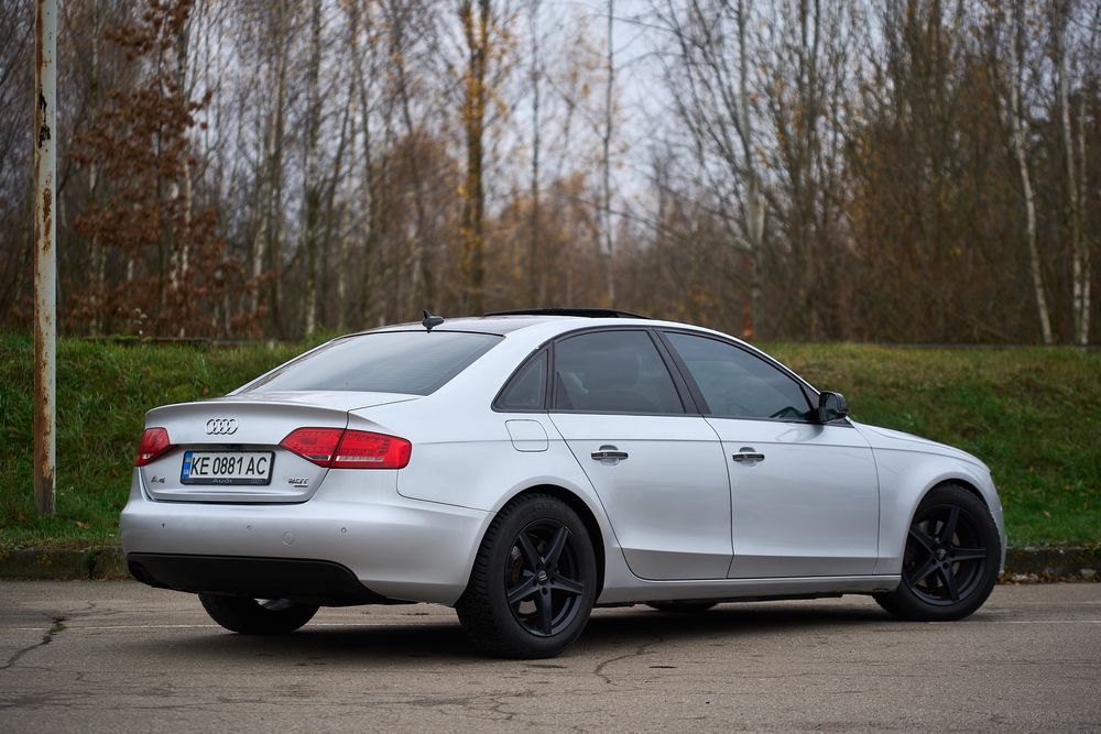 Audi A4 в отличном состоянии, без вложений