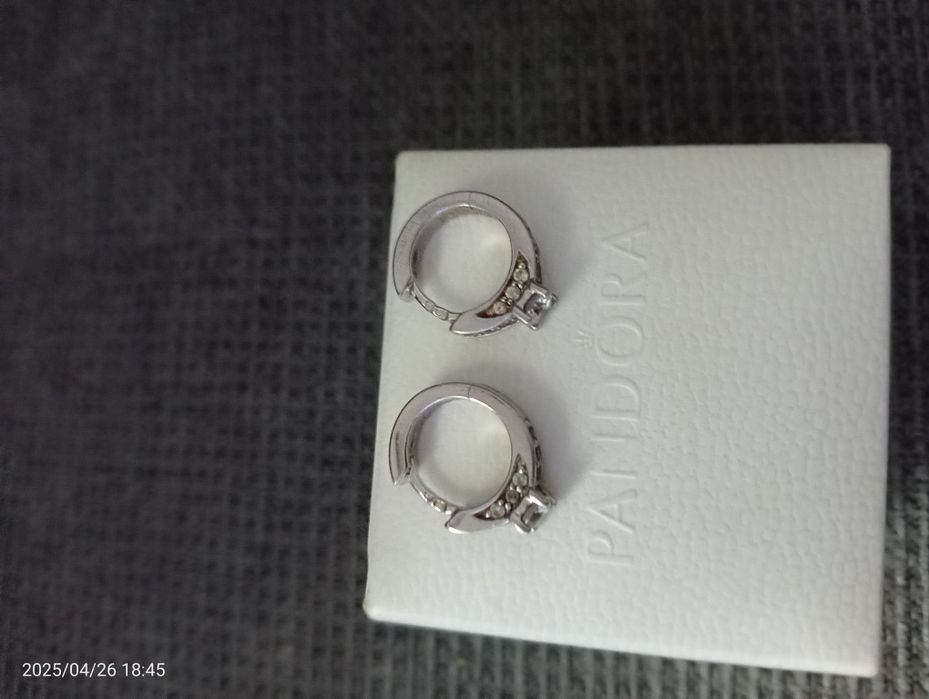 Argolas Pandora com caixa