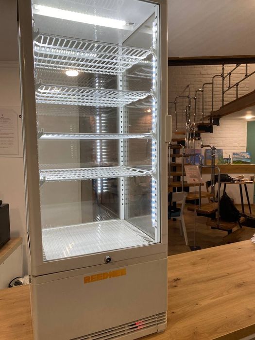 Шафа холодильна Reednee white вітрина барна настільна біла