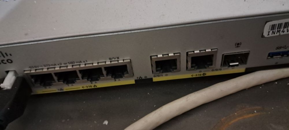 Маршрутизатор Cisco c1111-4p
