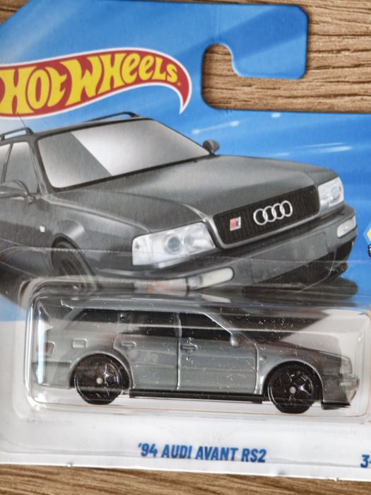 Hot Wheels Audi RS2 Avant Szary