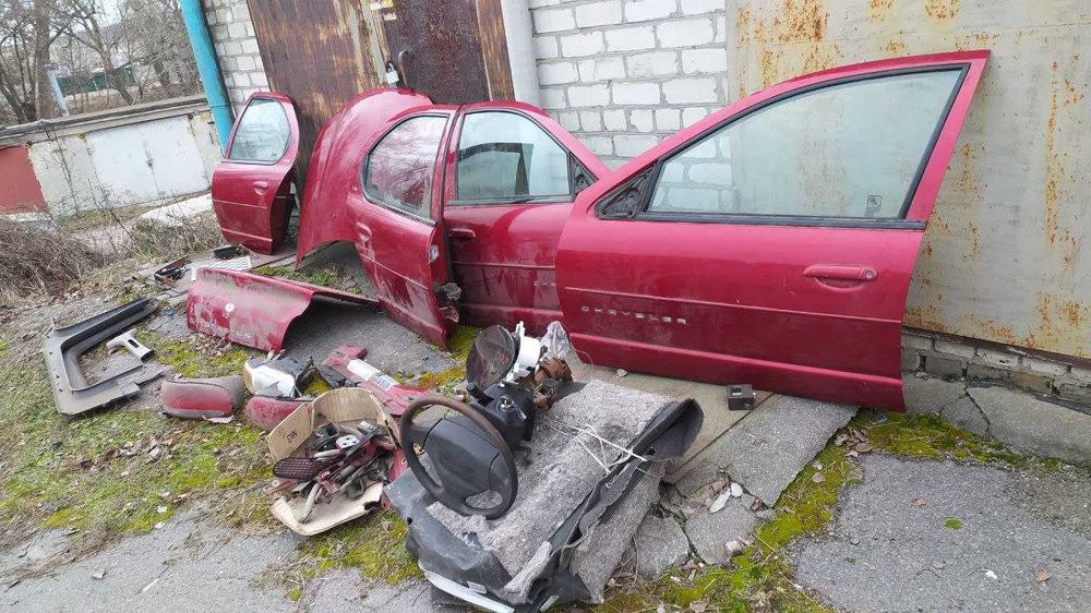 Dodge Stratus 2,0 Chrysler Voyager 1994г 2,5 дизель.