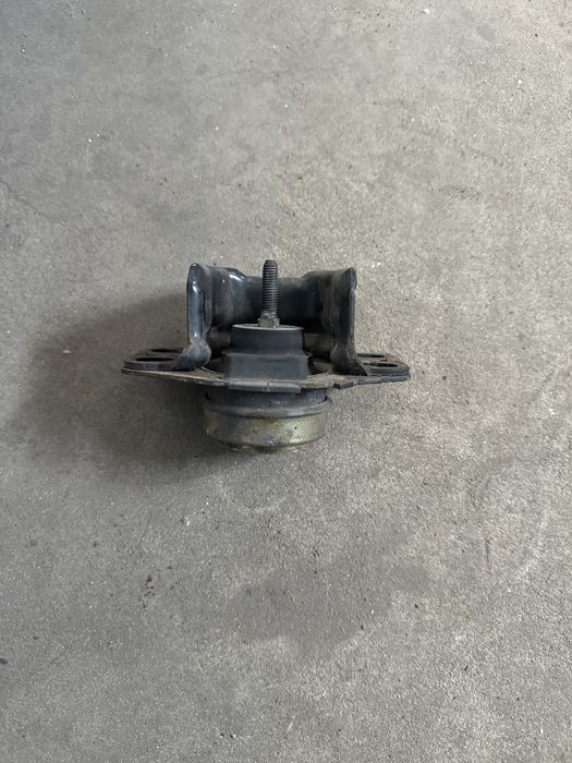 Подушка двигателя solenza clio sandero кенго logan