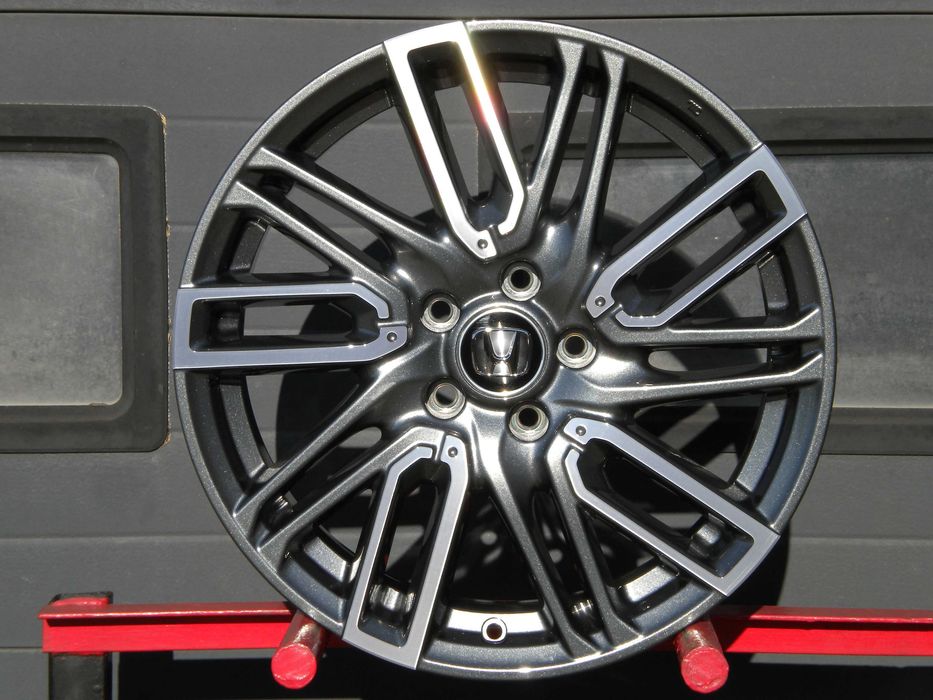 Felgi aluminiowe fabryczne 18 5x114,3 Honda HRV HR-V RU ryskitransportowe