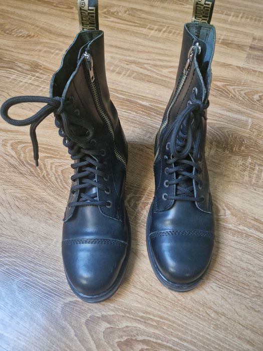 Glany 10 dziurkowe rozmiar 45