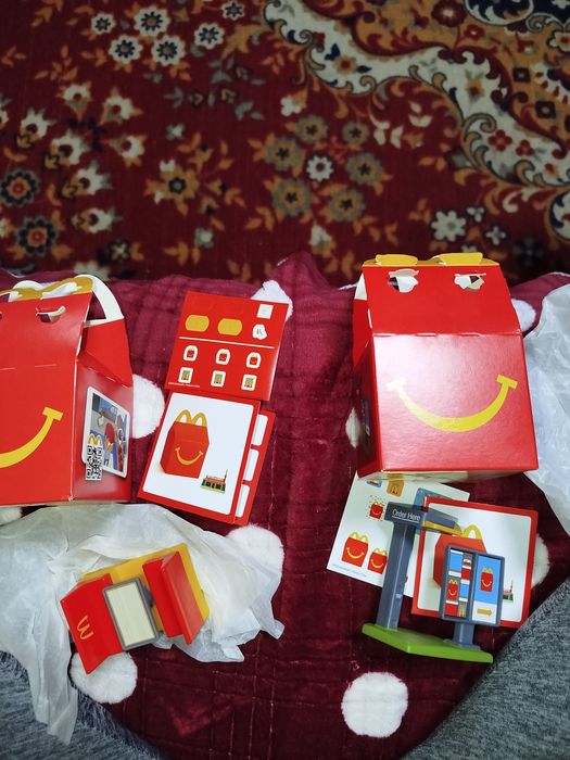 Игрушки с McDonald's