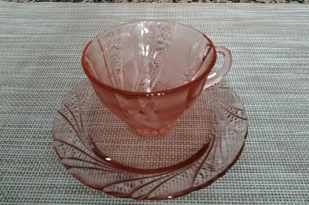 Fantastic tea cup set424730462929571840