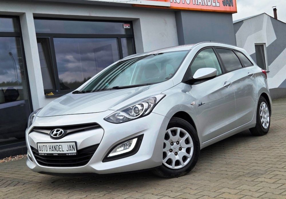 Hyundai I30 1,6 CRDI 110 KM Ksenon 6 Biegów