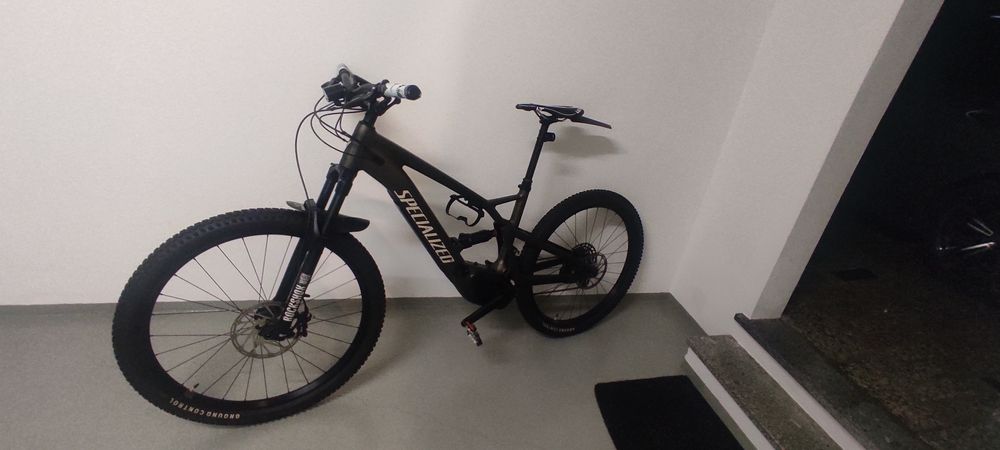 Bicicleta elétrica specialized  " Turbo Tero X 4.0"
