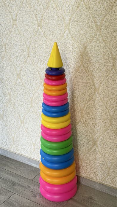 Піраміда іграшка