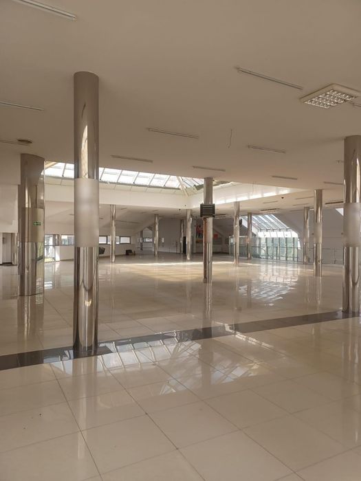 wynajmę lokal użytkowy Gorlice ul.Biecka 1 Galeria Rondo Center
