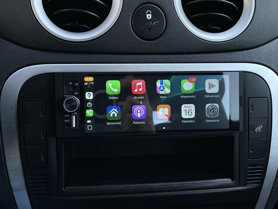 Radio 1DIN ekran 6,86” – bezprzewodowy CarPlay i Android Auto