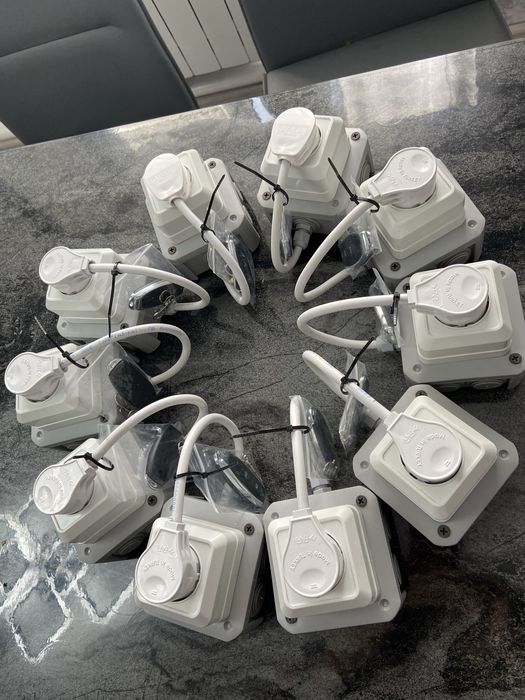 Розетка на пульт