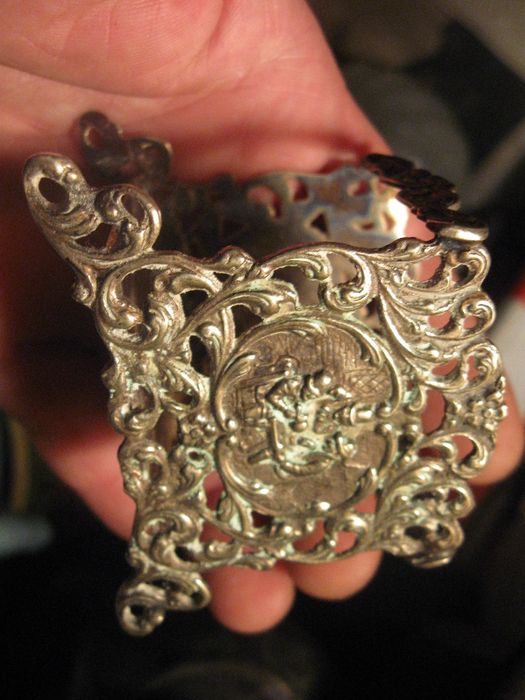 Serwetnik podstawa do zapałek na stół ażur plater 19/20w Bibelot ANTYK