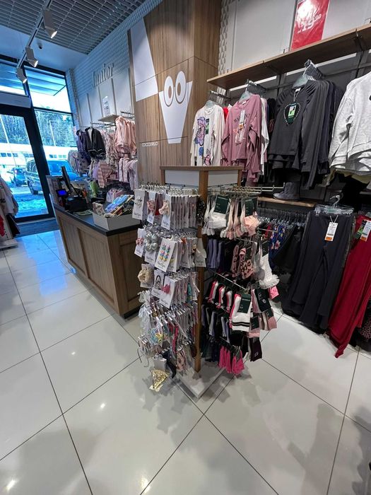 Sprzedam kompletne wyposażenie sklepu SUPER CENA Do 07.03!!!