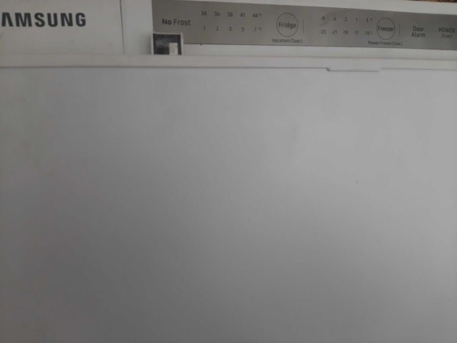 Lodówko-zamrazalka pod zabudowe Samsung