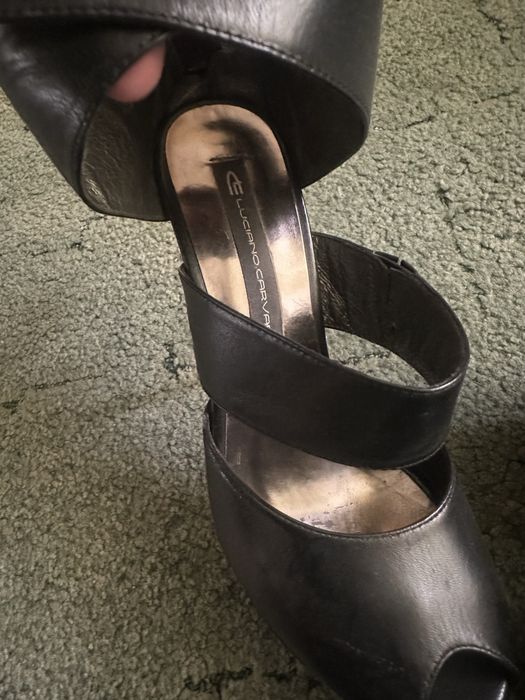 Босоножки женские