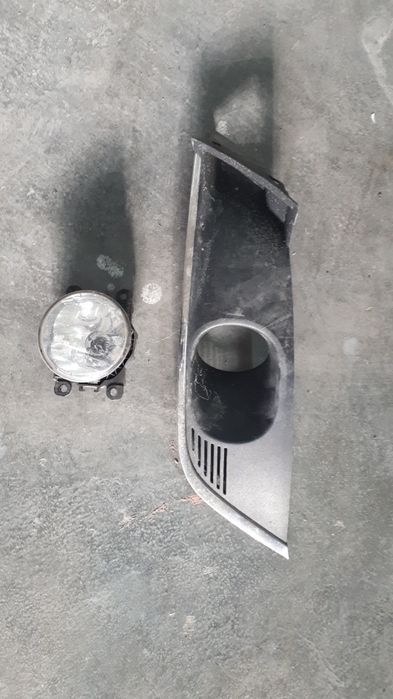 Grelha e farol de nevoeiro renault megane