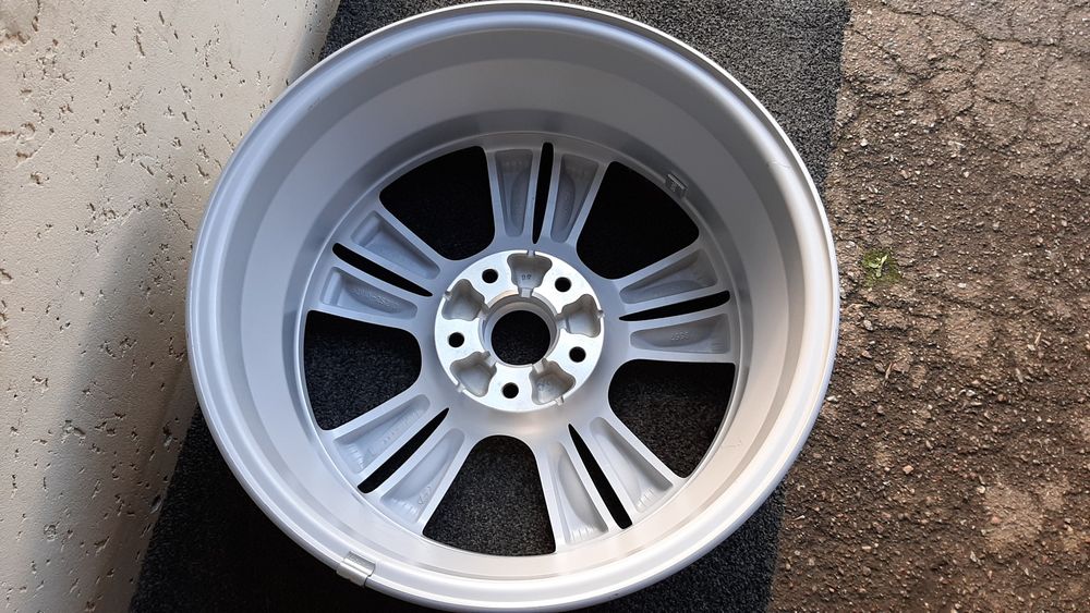 Диск Hyundai IX35-Tucson 5x114.3 R17 оригінал
