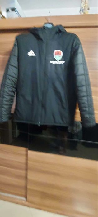 kurtka męska Adidas z kapturem rozmiar L zimowa