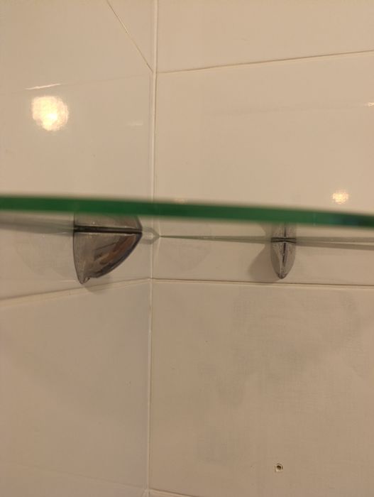 Скляні кутові полиці для ванної