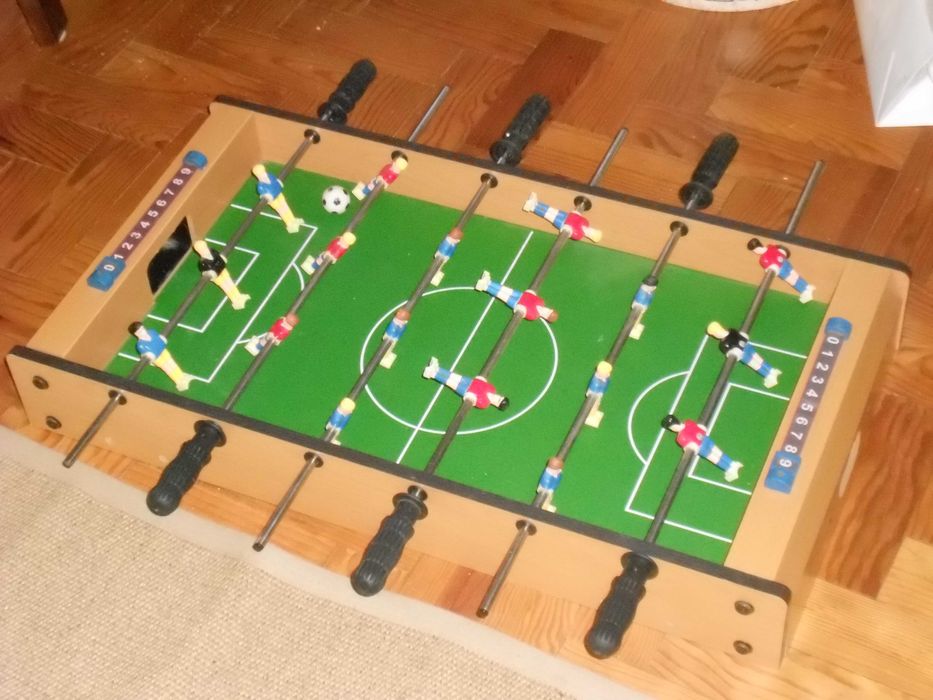 Mesa de Matraquilhos para crianças