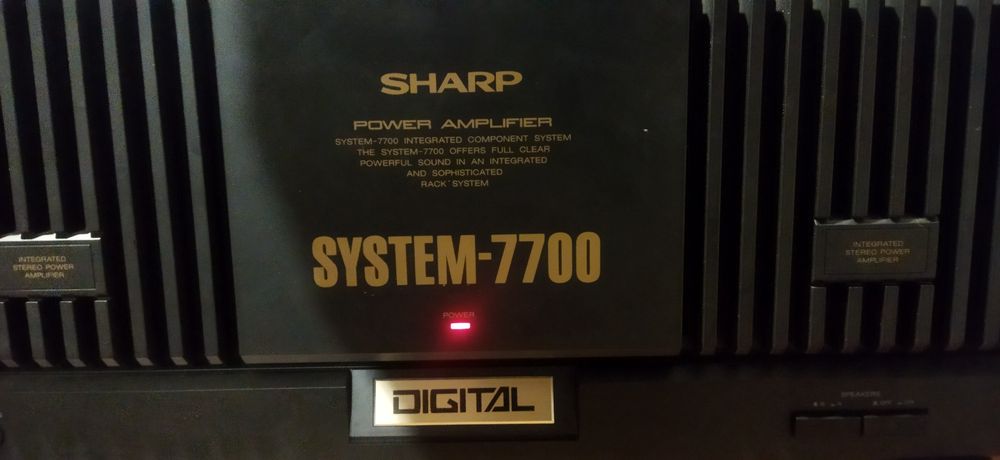 Amplificador de potência Sharp 7700 (Monster)
